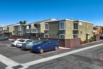 Balboa Ridge Condos in San Diego, CA - Building Photo - Building Photo