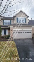 2569 Greenside Dr in Beavercreek, OH - Building Photo