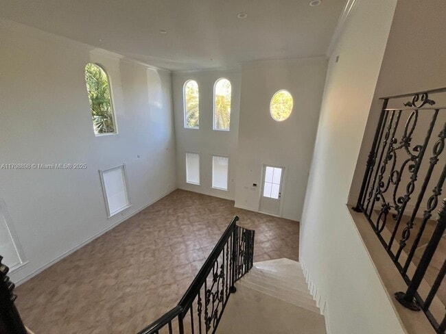 2422 S Miami Ave in Miami, FL - Building Photo - Building Photo