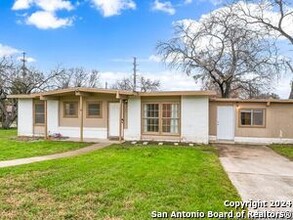 226 Amador in San Antonio, TX - Building Photo - Building Photo