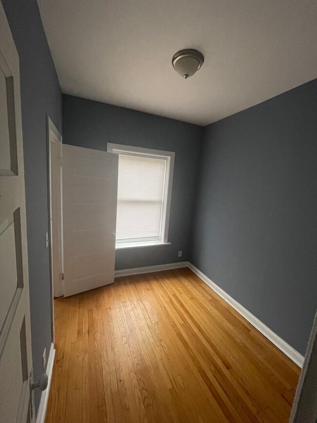 property at 6653 S St Lawrence Ave