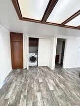 807 W Walnut Ave in Lompoc, CA - Building Photo - Building Photo