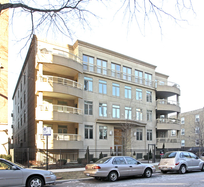 Provenance Condominiums in Chicago, IL - Building Photo - Building Photo