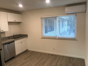 811 El Cerrito Way in Gilroy, CA - Foto de edificio - Building Photo