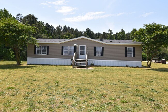 1723 Frederick Cooper Ln in Nashville, NC - Building Photo - Building Photo