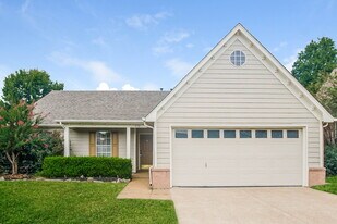 250 Cross Point Cove in Collierville, TN - Building Photo
