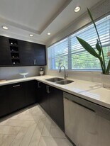 2004 S Federal Hwy in Boynton Beach, FL - Building Photo