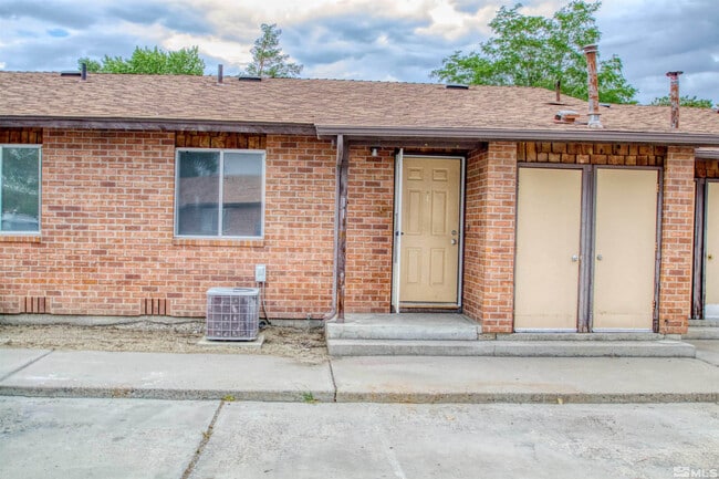 property at 380 Jill Ct