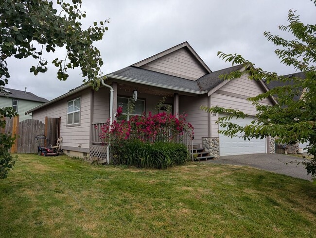 property at 4050 Gloria Ln