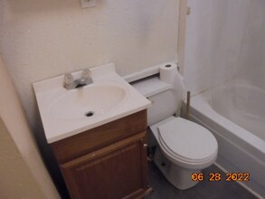 1937 Cotten Rd-Unit -F in Tyler, TX - Foto de edificio - Building Photo