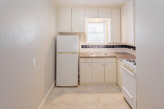 Fitzhugh Apartments in Dallas, TX - Building Photo - Building Photo