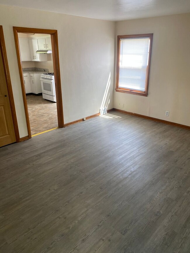 property at 2519 Prial Ave