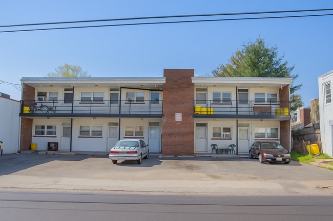 property at 2020 Woodlynne Ave