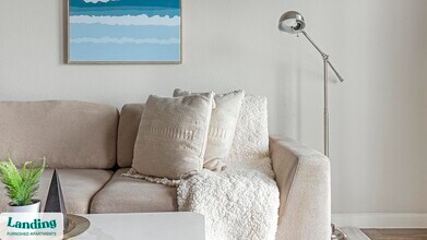 2745 Westpointe Dr, Unit 14307 in New Braunfels, TX - Foto de edificio - Building Photo