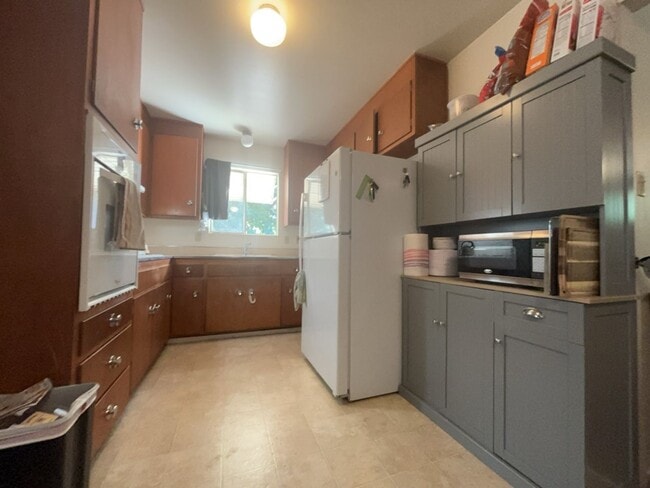 1318 Chestnut Ln in Davis, CA - Building Photo - Building Photo