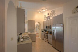 4832 Tivoli Ave in Sarasota, FL - Building Photo - Building Photo