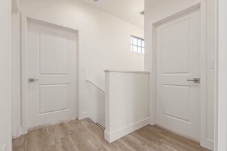 7621 E University Dr in Mesa, AZ - Building Photo - Building Photo