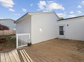 200 Parker Ave in Liverpool, NY - Building Photo - Building Photo