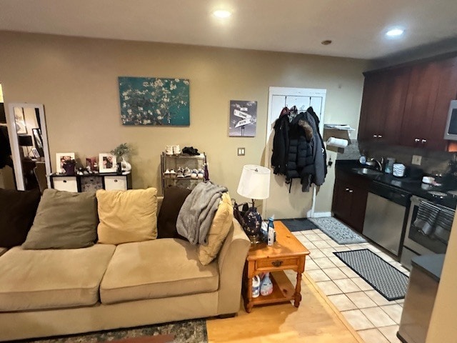 701 Massachusetts Ave, Unit 2