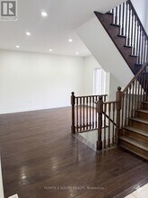 2271 Whitewood Cres in Innisfil, ON - Building Photo - Building Photo