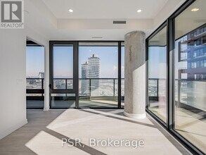 35 Parliament St in Toronto, ON - Building Photo - Building Photo