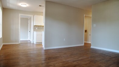5 Oak Forest Pl in Maumelle, AR - Building Photo - Building Photo