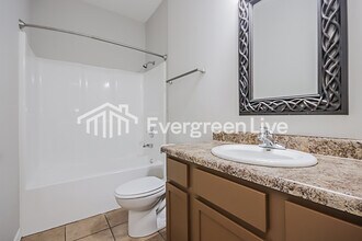 50 Sunderland Dr in Bella Vista, AR - Building Photo - Building Photo