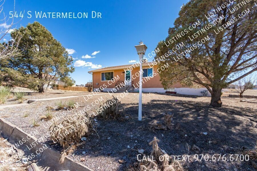 544 S Watermelon Dr in Pueblo West, CO - Building Photo