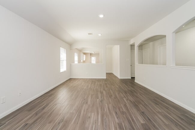 property at 5611 Amelia Plantation Dr