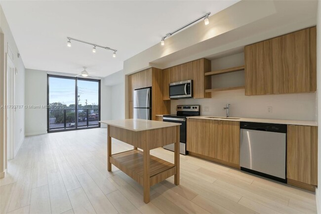 property at 555 NE 8th St