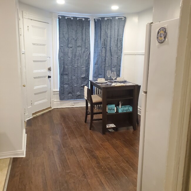 54 Brinkerhoff St, Unit Ground Floor Apartment in Jersey City, NJ - Building Photo - Building Photo