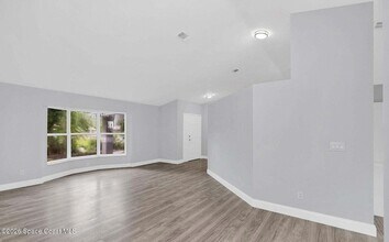 614 Elmont St NW in Palm Bay, FL - Building Photo - Building Photo