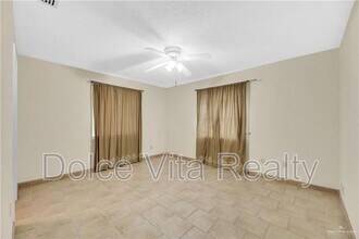 1001 N 15th St in McAllen, TX - Building Photo - Building Photo