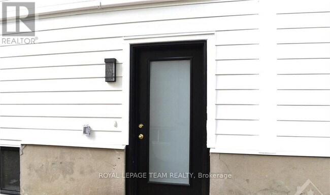 503 Athlone Ave in Ottawa, ON - Building Photo - Building Photo