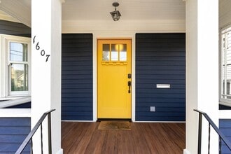 1607 6th Ave W in Seattle, WA - Building Photo - Building Photo