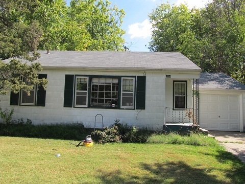 1004 Clayton St in Columbia, MO - Building Photo