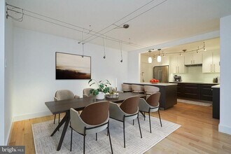 1800 Old Meadow Rd in McLean, VA - Building Photo - Building Photo