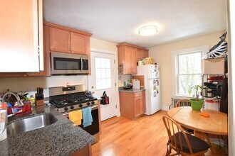 25 Sawin St in Watertown, MA - Building Photo - Building Photo