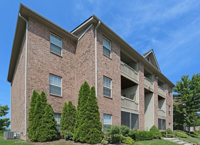 Providence Hill Apartments in Ashland, KY - Foto de edificio - Building Photo
