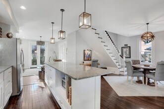 799 S Lazelle St in Columbus, OH - Building Photo - Building Photo