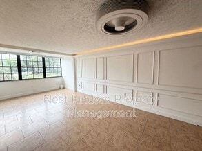 4975 San Jose Blvd in Jacksonville, FL - Building Photo - Building Photo