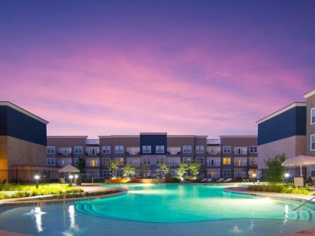 The Mezz at Fiddlers Green