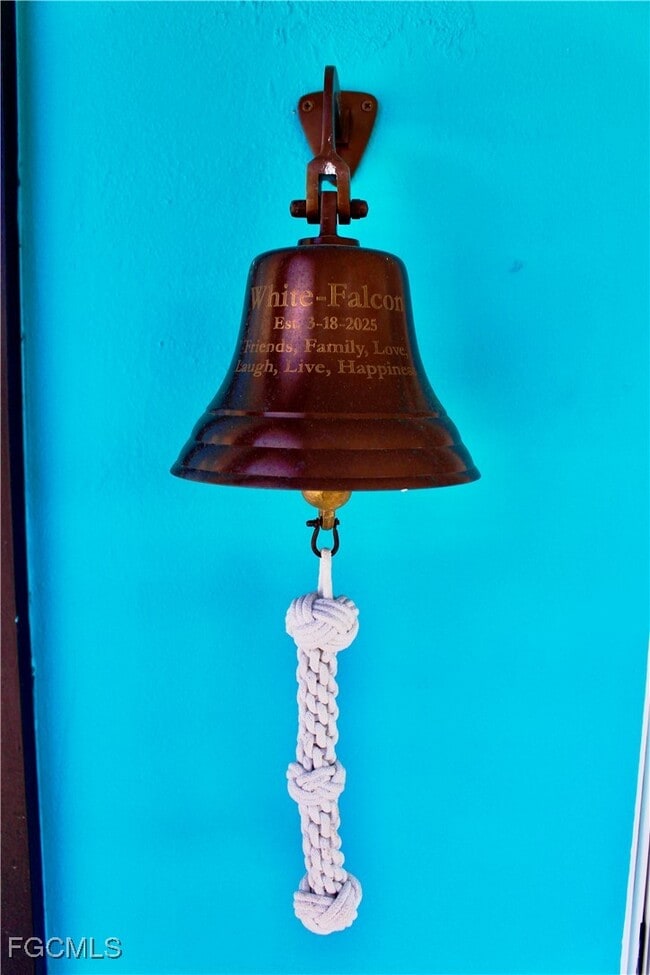 property at 2744 Sanderling Ct