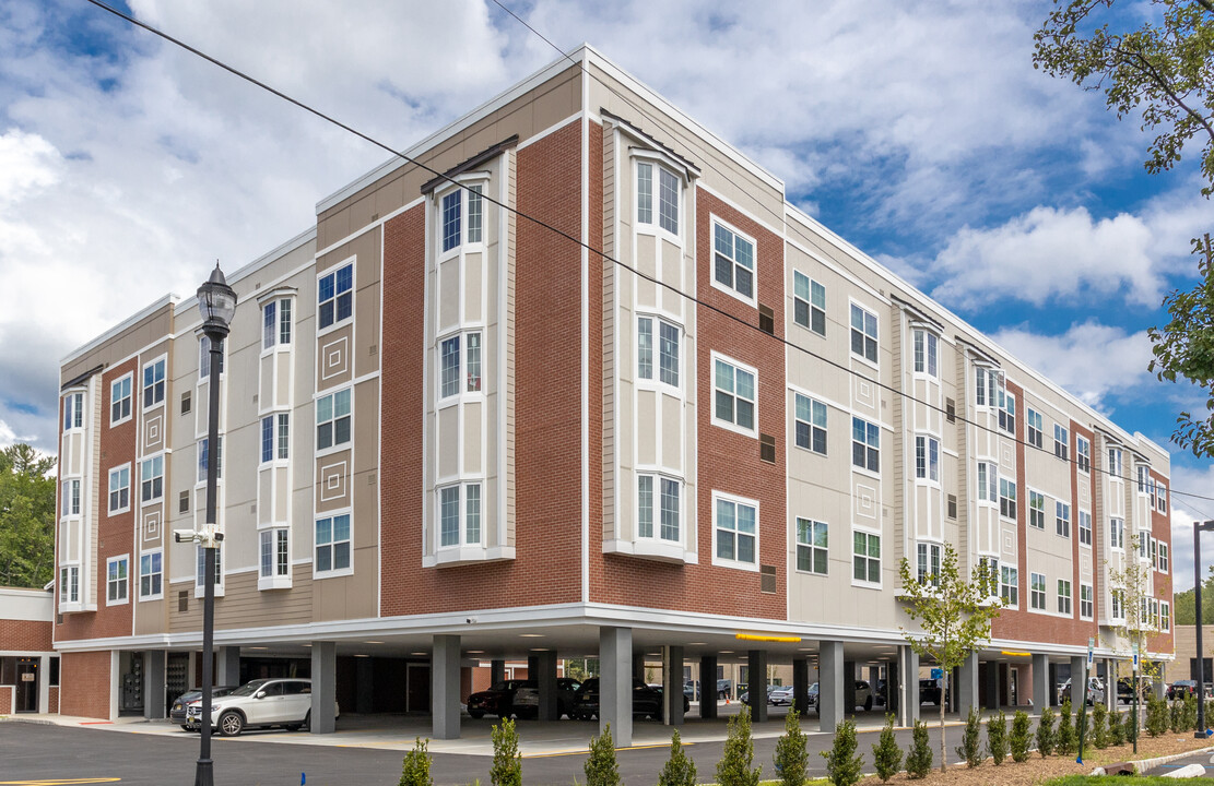 The VIEW at Fairfield in Fairfield, NJ - Foto de edificio