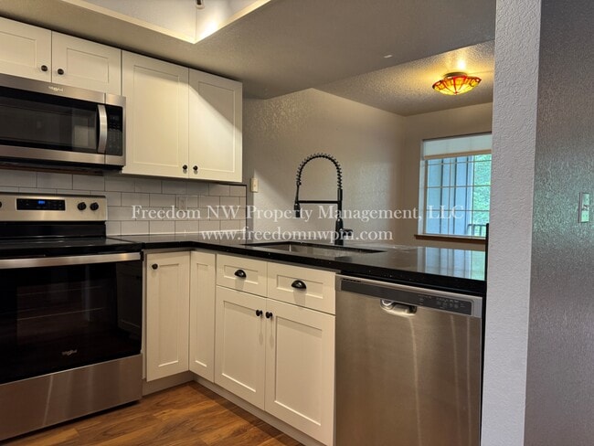 property at 2818 60th Ln SE