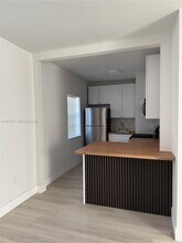 7611 Harding Ave in Miami Beach, FL - Building Photo - Building Photo