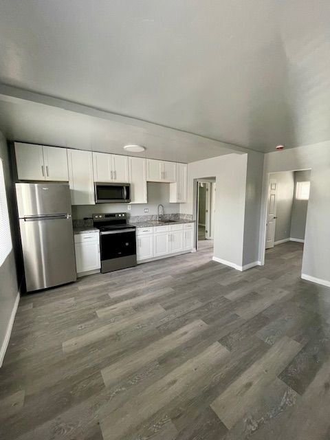 2881 Logan Ave