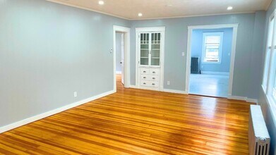 25 Hazel St in Salem, MA - Building Photo - Building Photo