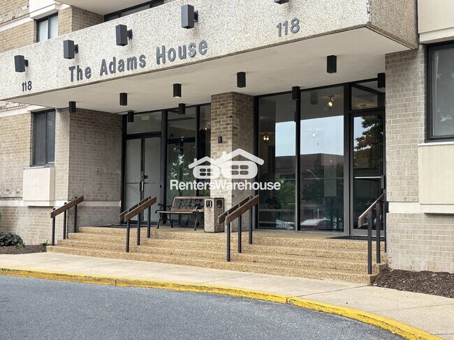 118 Monroe St in Rockville, MD - Building Photo - Building Photo