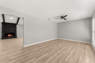 7301 Langston Dr in Austin, TX - Building Photo - Building Photo